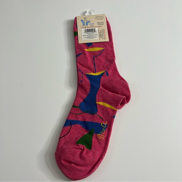 NWT BLUE Q My Favorite Salad Is Wine Socks - Picture 2 of 3